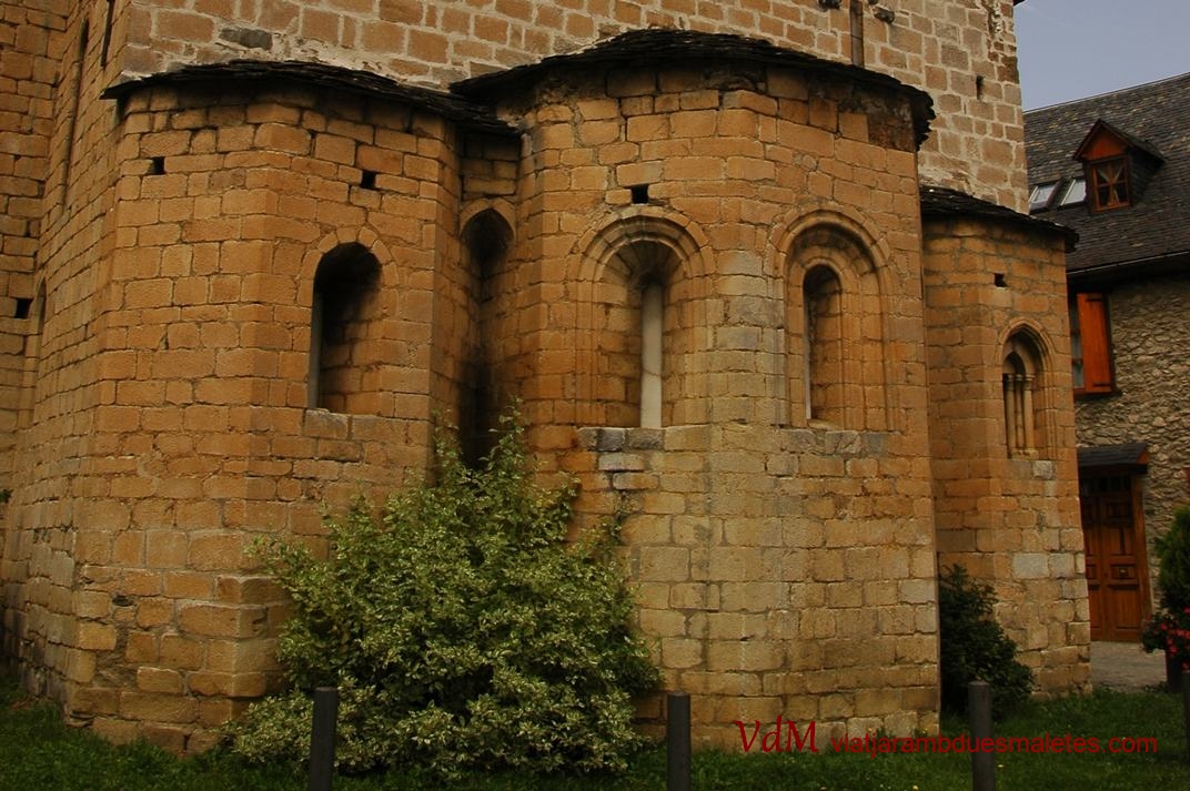 Capçalera de l'església de Sant Esteve de Betren