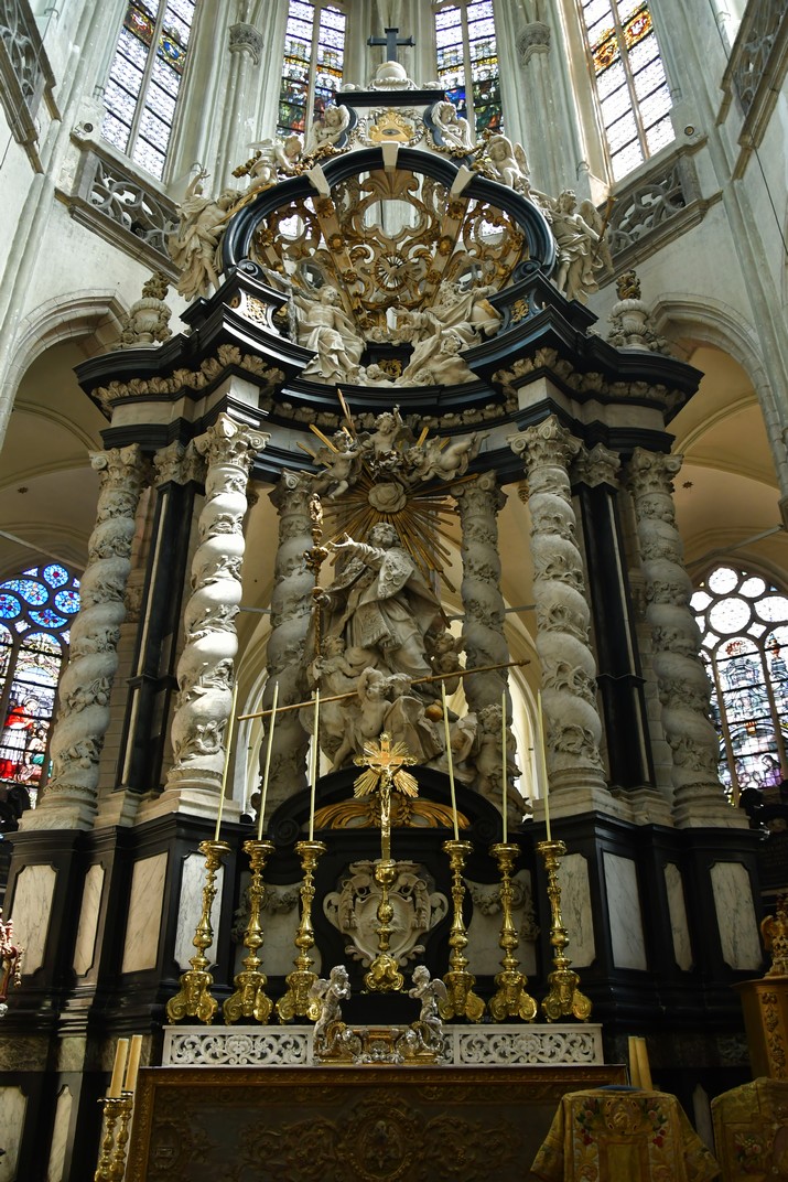 Altar major de l'església de Sant Jaume d'Anvers