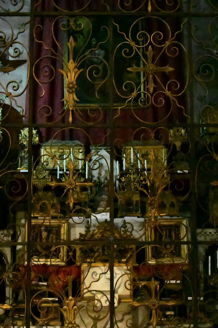 Capella de les Relíquies de la primacial de Sant Tròfim d'Arle