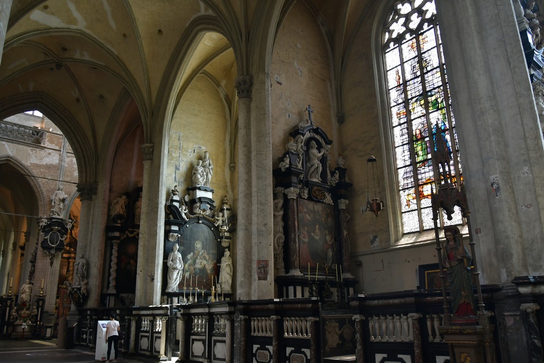 Capelles laterals de l'església de Sant Jaume d'Anvers