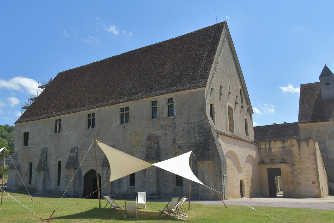 Celler de l'abadia de Noirlac
