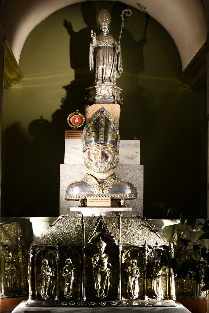 Arqueta de sant Patllari de l'església de Santa Maria de Camprodon
