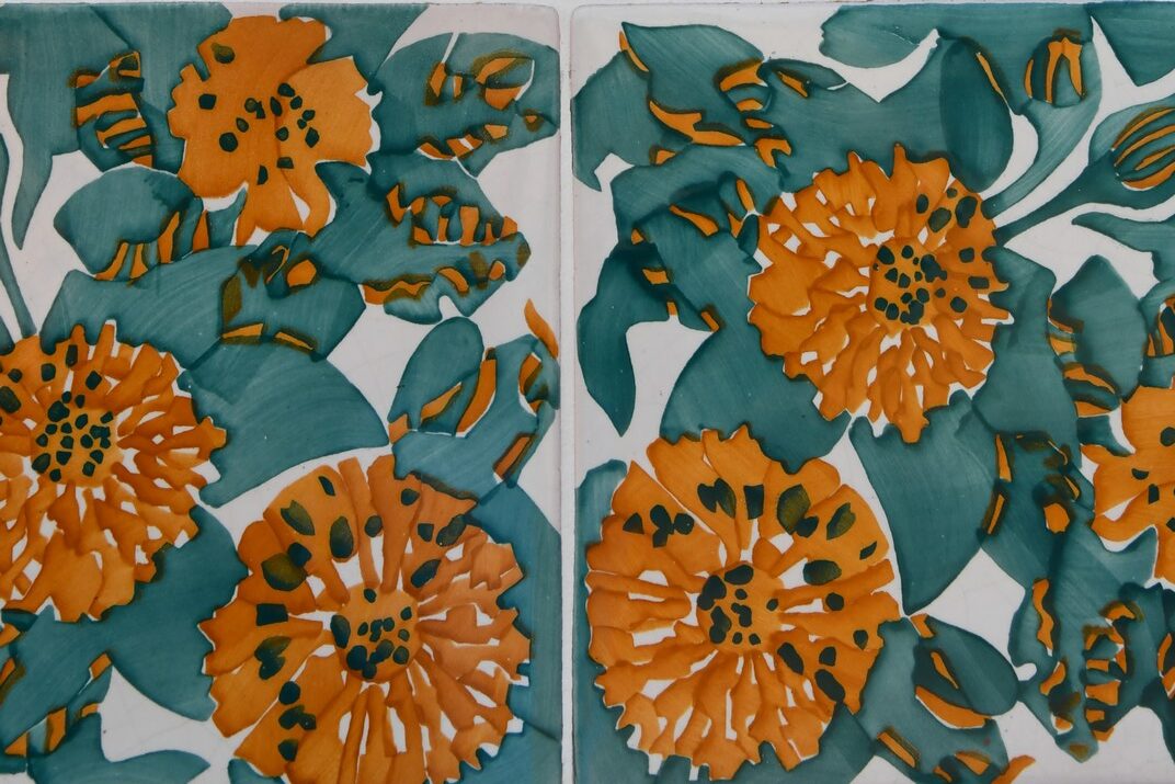 Ceràmica de motius florals de la Casa Vicens