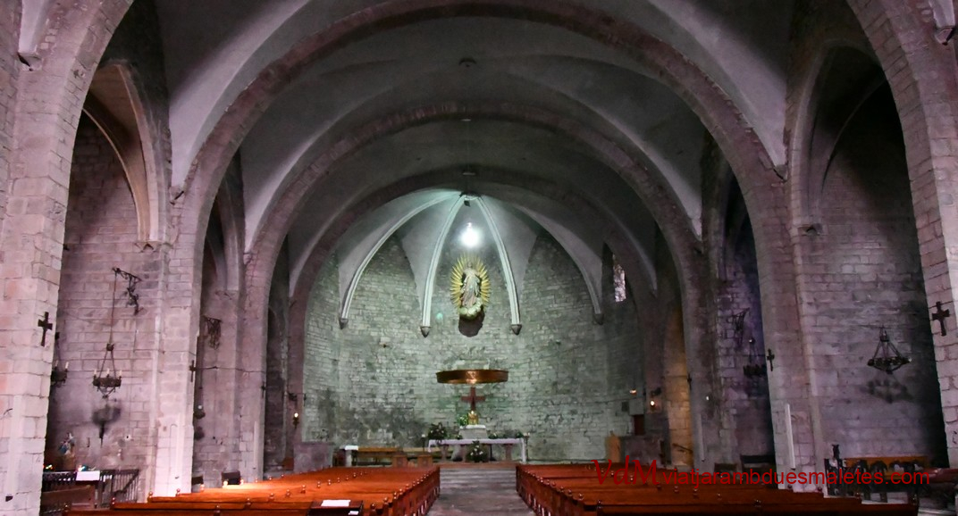 Nau de l'església de Santa Maria de Camprodon