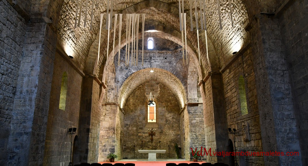 Nau de l'església del monestir de Sant Pere de Camprodon
