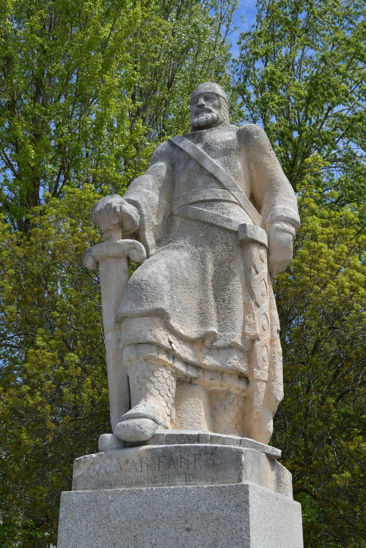 Estàtua del pont de Sant Pau de Burgos
