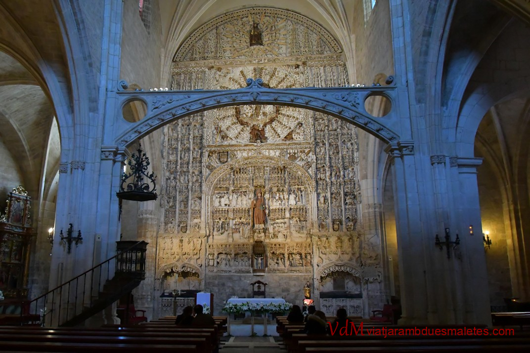 Interior de l'església de Sant Nicolau de Bari de Burgos