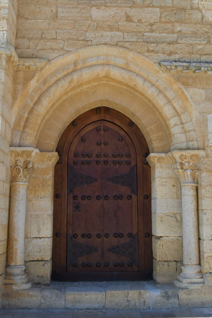 Porta d'entrada de l'església de Sant Martí de Tours de Frómista