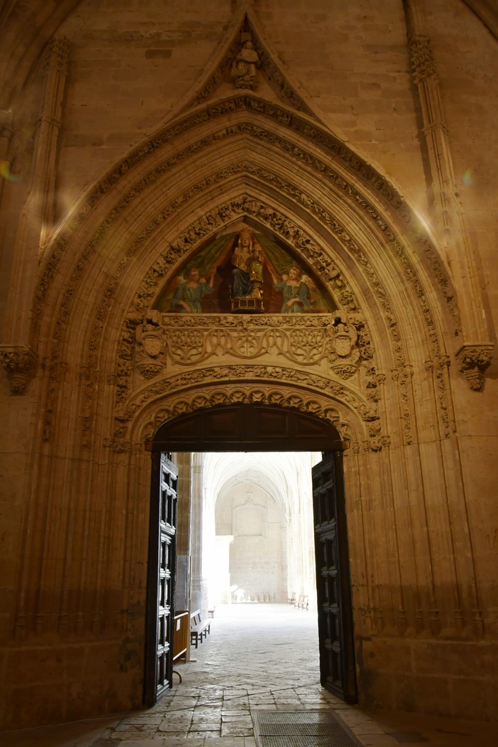 Porta gòtica del claustre de la Catedral de Palència