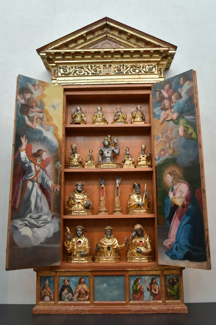 Retaule reliquiari del convent d Sant Dídac del Museu Nacional d'Escultura de Valladolid