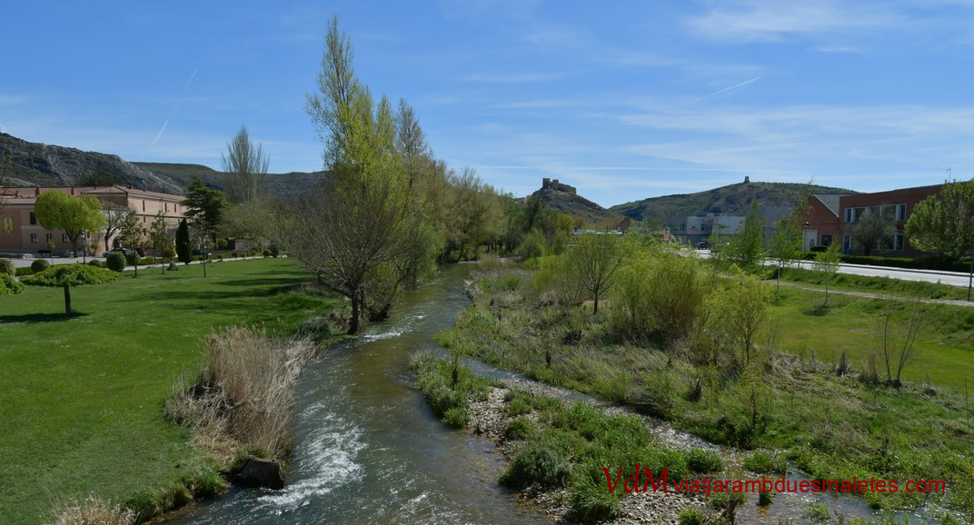 Riu Ucero i Castell d'Osma des d'El Burgo de Osma