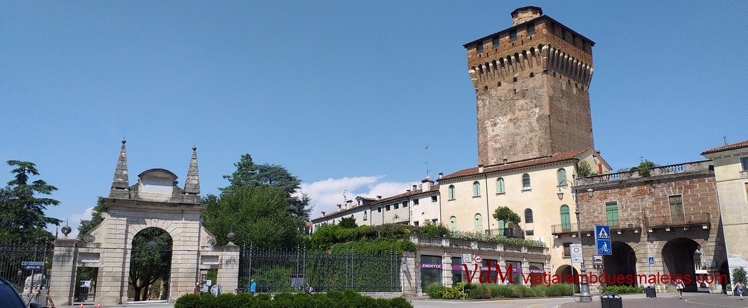 Plaça Gasperi de Vicenza