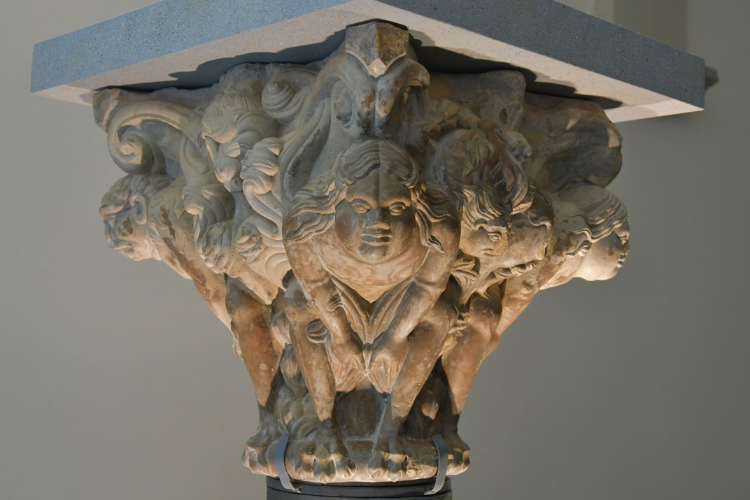 Capitell del sàtir del Museu Diocesà de Jaca