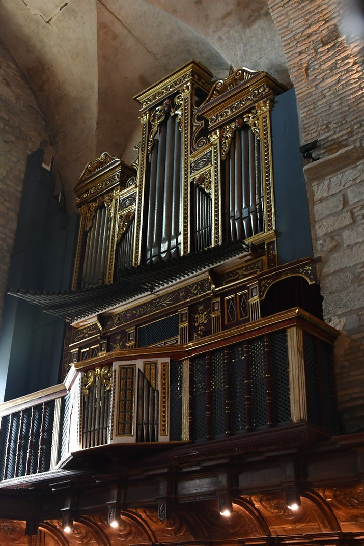 Orgue de la Catedral de Sant Vicent i Sant Valeri de Roda d'Isàvena