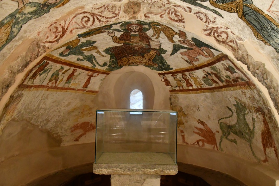 Pintures murals de la cripta nord de la Catedral de Sant Vicent i Sant Valeri de Roda d'Isàvena