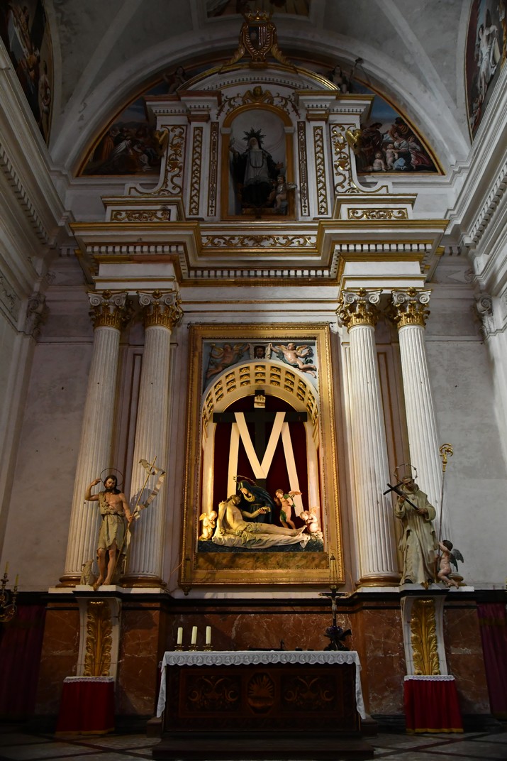 Altar major de l'església de la reial cartoixa de Jesús de Natzaret de Valldemossa