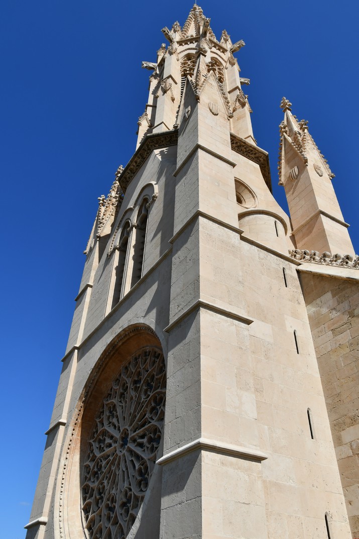 Campanar de l'església de Santa Eulàlia de Palma