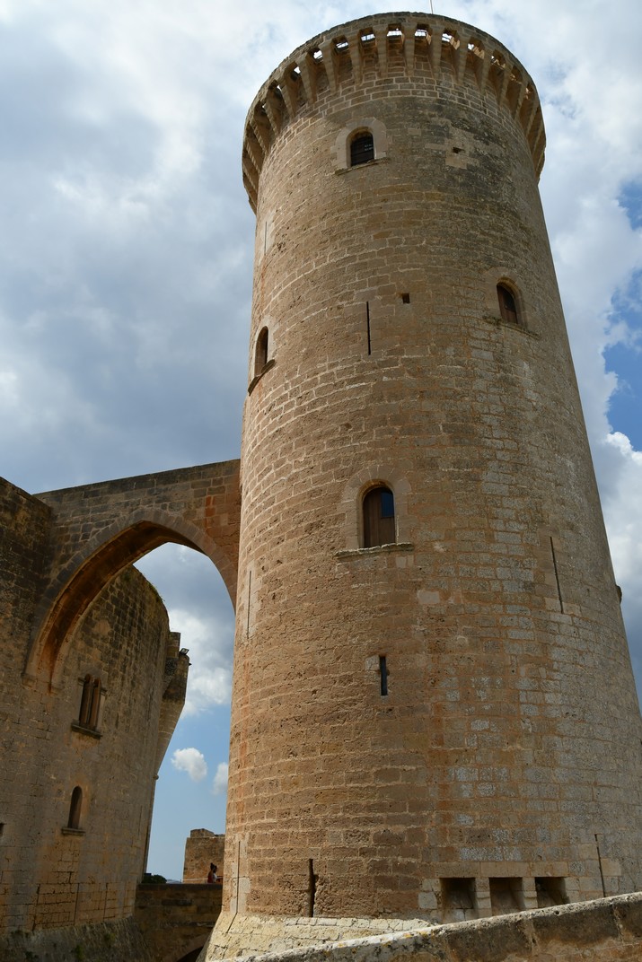 Torre major del castell de Bellver de Palma