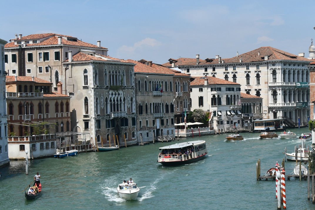 Barri Dorsoduro des del pont de l'Acadèmia de Venècia
