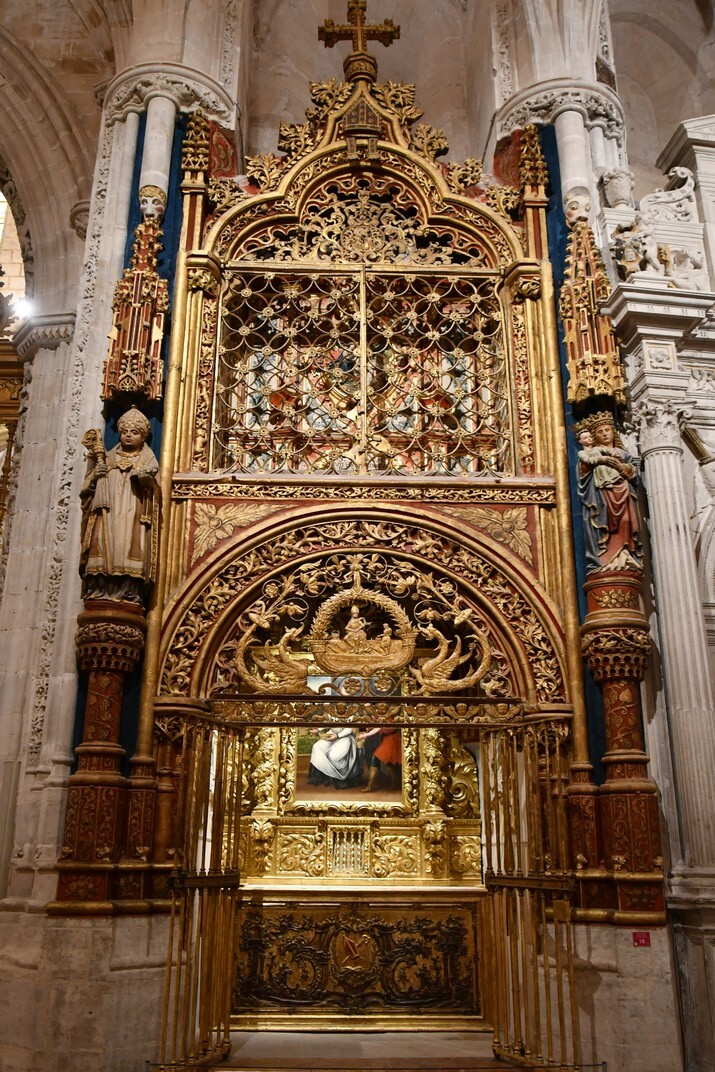 Capella vella de Sant Julià de la catedral de Santa Maria i Sant Julià de Conca