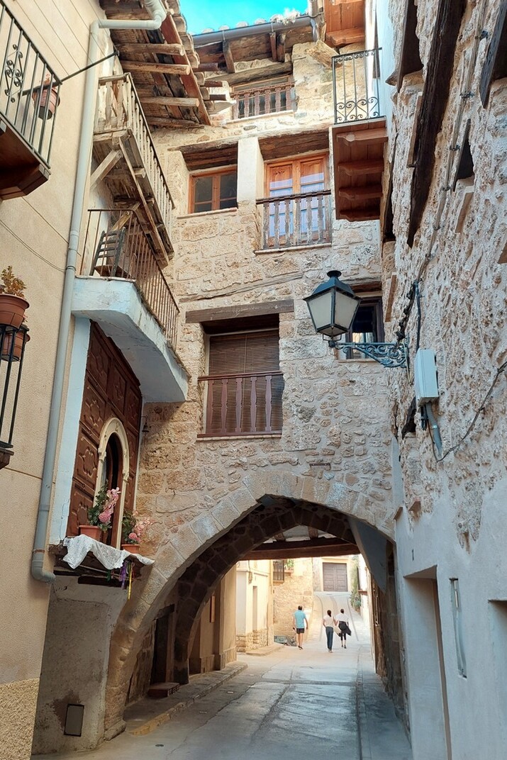 Passatge del carrer Villanueva de Beseit