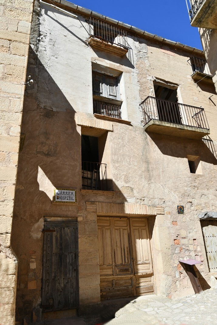 Cal Gebut del Poble Vell de Corbera d'Ebre