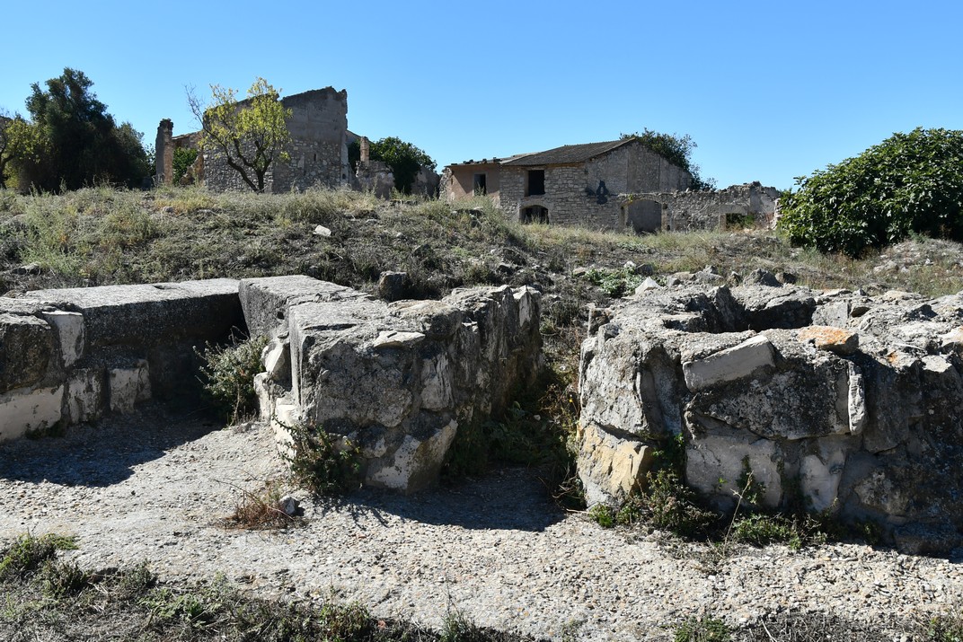 Lletra NO de Jose Luís Terraza de l’Abecedari de la Llibertat del Poble Vell de Corbera d’Ebre