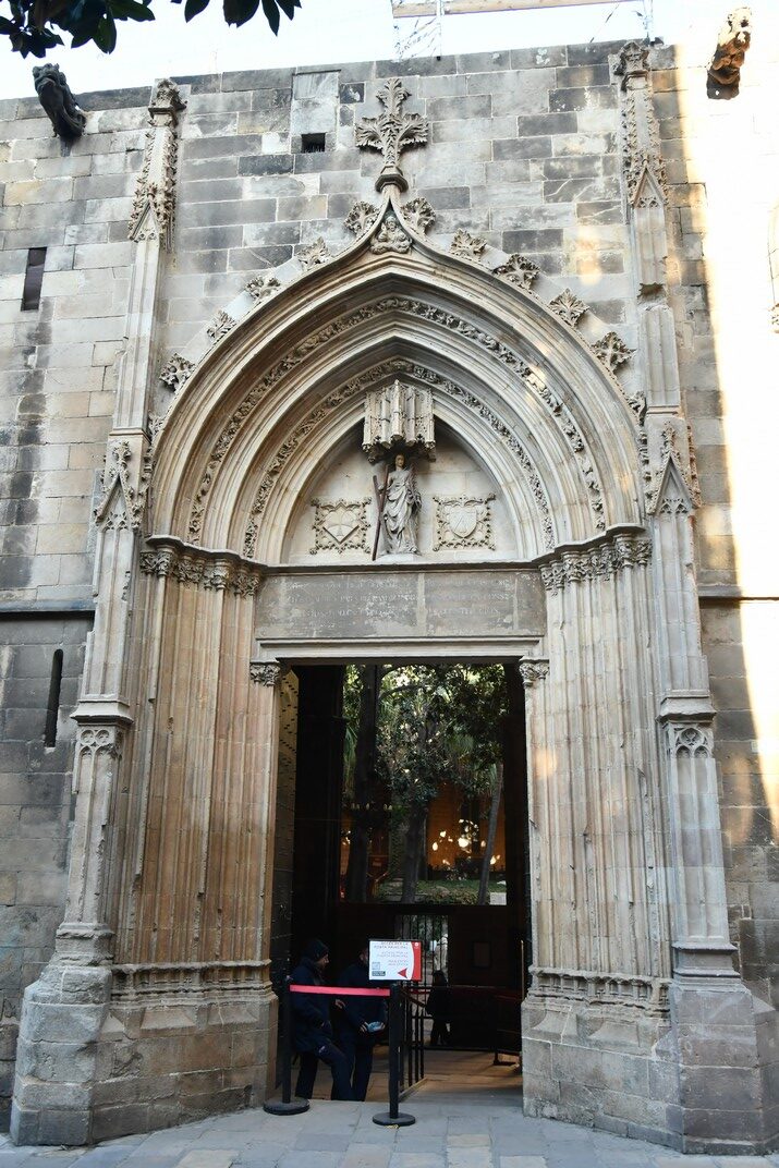 Porta de Santa Eulàlia de la Catedral de la Santa Creu i Santa Eulàlia de Barcelona