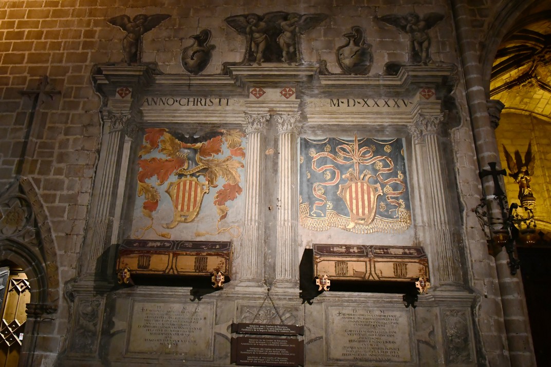 Sepulcres reials de Ramon Berenguer I i Almodis de la Catedral de la Santa Creu i Santa Eulàlia de Barcelona